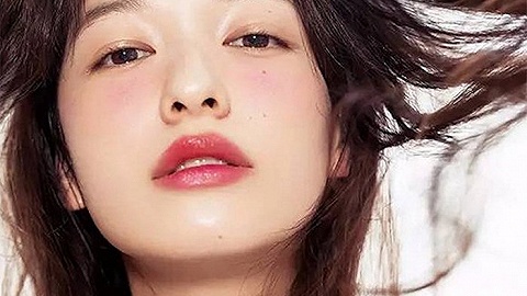 Naked makeup is abou