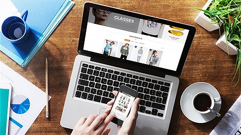 Would selling clothes online be a good ide