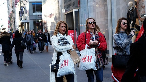 U.S. household income growth hits new record, Asian households have highest incomes